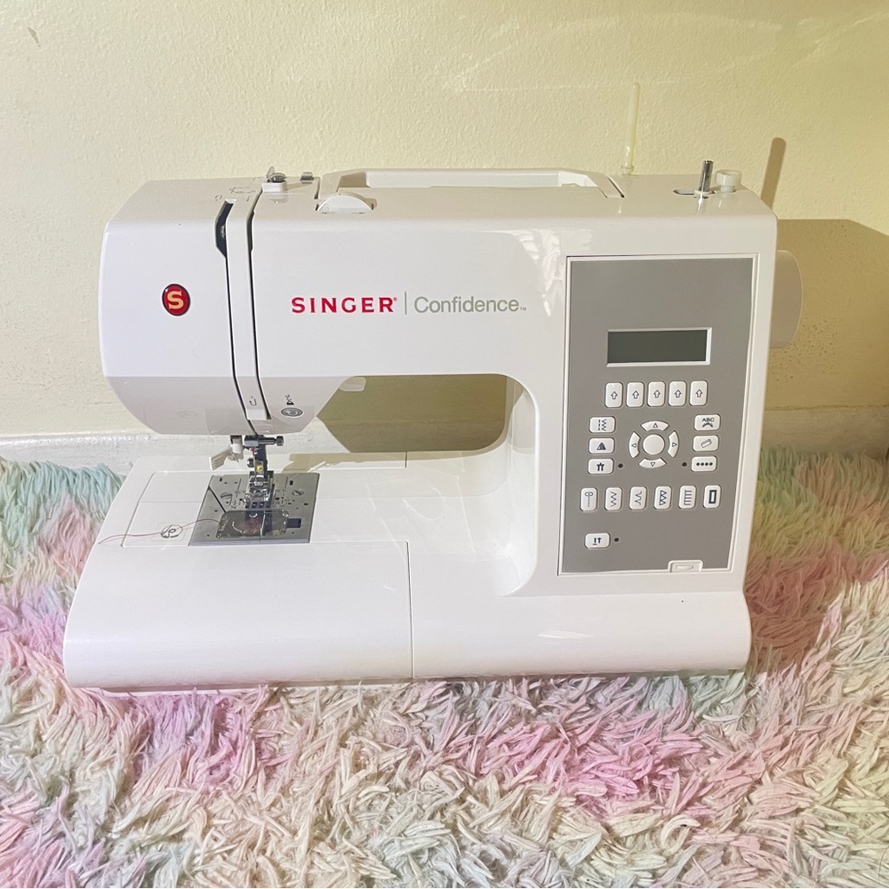Singer Confidence Sewing Machine